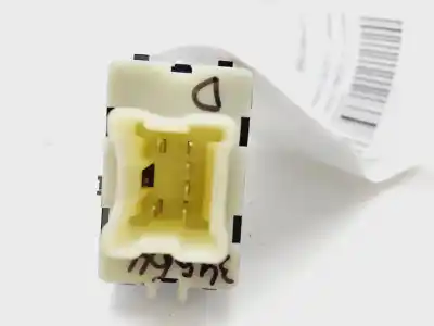 Piesă de schimb auto la mâna a doua PANOU COMANDÃ GEAMURI ELECTRICE FATÃ PARTEA DIN DREAPTA pentru RENAULT CLIO IV (BH_)  Referințe OEM IAM 254218614R  