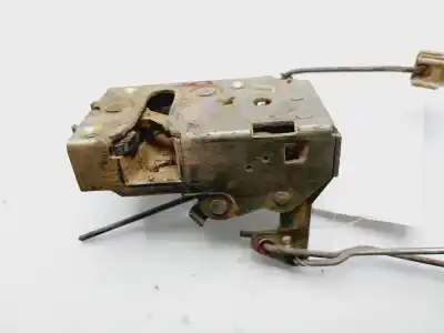 Peça sobressalente para automóvel em segunda mão FECHADURA DA PORTA DIANTEIRA ESQUERDA por PEUGEOT 309  Referências OEM IAM 913593  