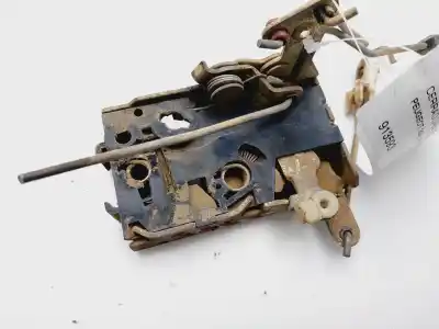 Peça sobressalente para automóvel em segunda mão fechadura da porta dianteira esquerda por peugeot 309 vital diesel referências oem iam 913593  