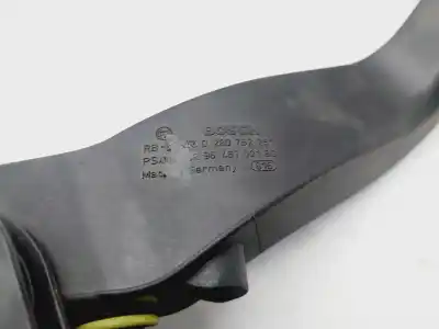 Second-hand car spare part accelerator pedal for peugeot 307 break / sw (s1) sw clim oem iam references 9646702180