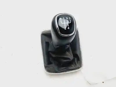 Second-hand car spare part gear lever trim for skoda rapid ambition oem iam references 5jb711456 Second-hand car spare part gear lever trim for skoda rapid ambition oem iam references 5jb711456