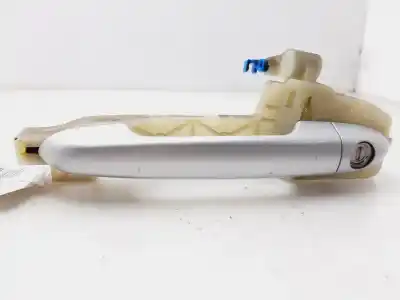 Tweedehands auto-onderdeel buitenste handgreep links voor voor kia rio emotion 75 cv / 55 kw oem iam-referenties 826511w00000