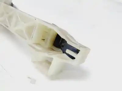 Tweedehands auto-onderdeel buitenste handgreep achter links voor kia rio emotion 75 cv / 55 kw oem iam-referenties 826511w00000