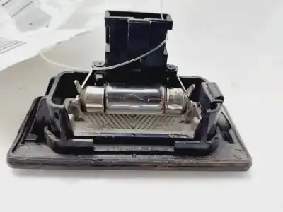 Second-hand car spare part licence plate light for skoda fabia combi (5j5) ambition 75 cv / 55 kw oem iam references 8t0943021