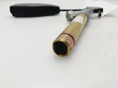 Автозапчасти б/у крюк для ремня передний правый за renault clio ii fase ii (b/cb0) pack authentique 58 cv / 43 kw ссылки oem iam 8200703361  