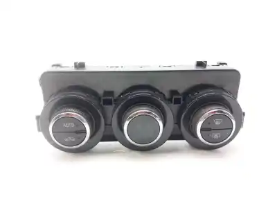 Second-hand car spare part climate control for opel corsa e selective oem iam references 13468064  