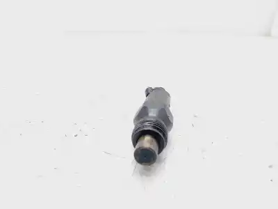 Pièce détachée automobile d'occasion INJECTEUR pour RENAULT KANGOO (F/KC0)  Références OEM IAM LCR6735405  