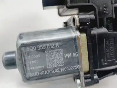 Pezzo di ricambio per auto di seconda mano MOTORE ALZACRISTALLI POSTERIORE DESTRO per SEAT LEON ST (5F8)  Riferimenti OEM IAM 5Q0959812A  