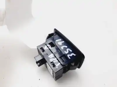 Second-hand car spare part rear right power window switch for bmw 1 (f20) 116 d oem iam references 920810602   Second-hand car spare part rear right power window switch for bmw 1 (f20) 116 d oem iam references 920810602