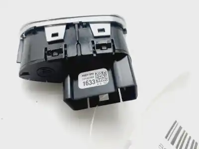 Second-hand car spare part switch for opel corsa e selective oem iam references 39031633   Second-hand car spare part switch for opel corsa e selective oem iam references 39031633