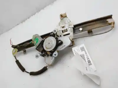 Pièce détachée automobile d'occasion léve glace arrière gauche pour ssangyong rexton w sapphire 4x4 références oem iam 881000802  