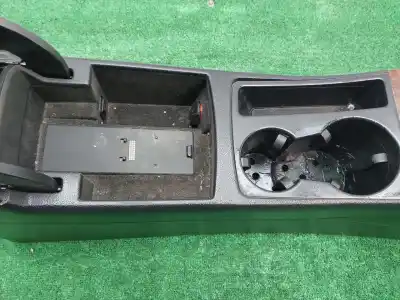 Автозапчастина б/у центральний подлокник для audi a4 b8 (8k2) 2.0 tdi посилання на oem iam 8k0864981f  