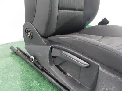 Автозапчастина б/у передне праве сиділо для audi a4 b8 (8k2) 2.0 tdi посилання на oem iam 8k0881106r