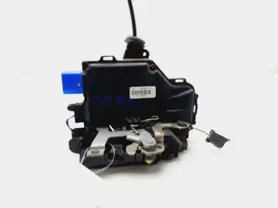 Recambio de automóvil de segunda mano de Cerradura Puerta Trasera Izquierda para SKODA OCTAVIA BERLINA (1Z3) BJB referencias OEM IAM 7L0839015  