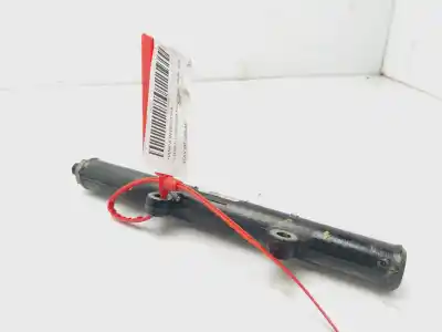 Pièce détachée automobile d'occasion RAMPE D'INJECTEUR pour CITROEN C5 BERLINA  Références OEM IAM 4R8Q9C066AE  