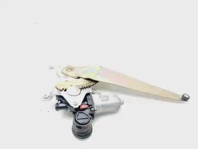 Second-hand car spare part rear left window regulator for toyota corolla (e12) 2.0 d-4d linea sol berlina oem iam references 8571013040