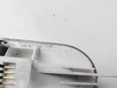 Second-hand car spare part INTERIOR LIGHT for RENAULT TRAFIC CAJA CERRADA (AB 4.01)  OEM IAM references 8200439423  