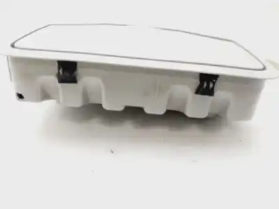 Second-hand car spare part interior light for kia stonic (ybcuv) drive oem iam references 92800f2000  