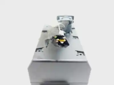 Pezzo di ricambio per auto di seconda mano display multifunzione per opel corsa d essentia riferimenti oem iam 13301080  