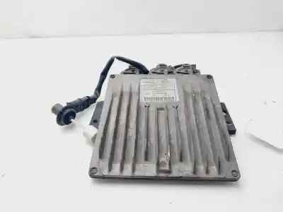 Автозапчастина б/у ебу контролер двигуна для renault clio ii fase ii (b/cb0) base authentique 65 cv / 48 kw посилання на oem iam 8200303619  