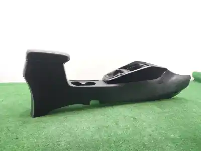 Pezzo di ricambio per auto di seconda mano bracciolo centrale per kia stonic (ybcuv) drive riferimenti oem iam 84611h8000wk  