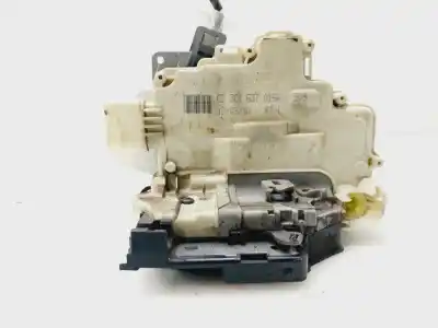 Автозапчастина б/у замок передніх дверей лівий для vw passat b7 (362) 1.6 tdi посилання на oem iam 3c1837015a  