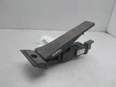Second-hand car spare part accelerator pedal for ssangyong korando amber 4x2 136 cv / 100 kw oem iam references 2055037000  