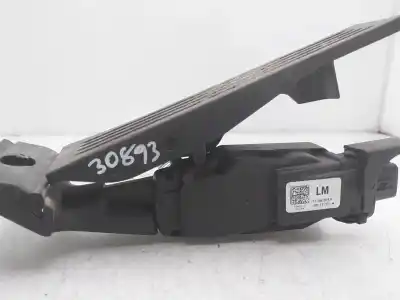 Second-hand car spare part accelerator pedal for ssangyong korando amber 4x2 136 cv / 100 kw oem iam references 2055037000  