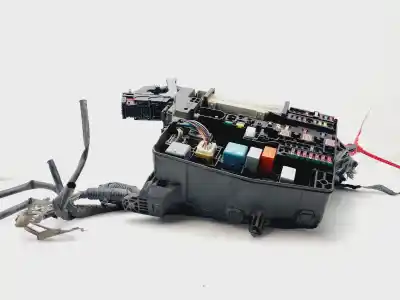 Peça sobressalente para automóvel em segunda mão caixa de fusíveis e relés por toyota auris sol referências oem iam 7233r0a2