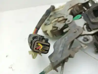 Peça sobressalente para automóvel em segunda mão fechadura da porta dianteira esquerda por kia sorento 2.5 crdi concept referências oem iam 813103e010