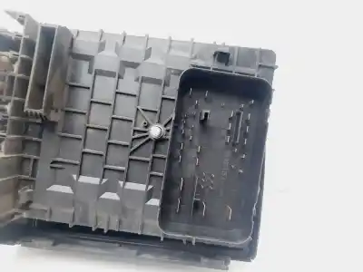 Peça sobressalente para automóvel em segunda mão caixa de fusíveis e relés por seat leon (1p1) 2.0 tdi 16v referências oem iam 1k0937125