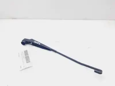 Автозапчастина б/у ручка заднього склоочисника для toyota prius (nhw30) plug-in hybrid advance посилання на oem iam 8524147040  
