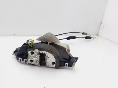 Автозапчастина б/у замок передніх дверей лівий для toyota prius (nhw30) plug-in hybrid advance посилання на oem iam 6904052340  