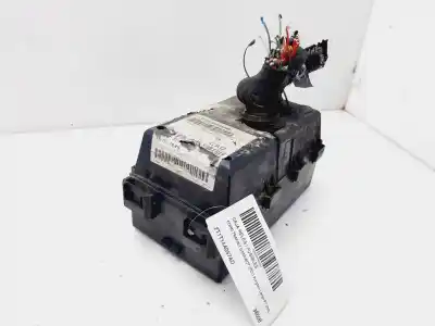 Pezzo di ricambio per auto di seconda mano scatola relè/fusibili per ford transit connect (tc7) furgón (2006->) riferimenti oem iam 2t1t14a067ad  