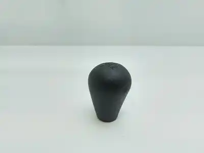 Second-hand car spare part GEAR LEVER KNOB for NISSAN TERRANO/TERRANO.II (R20)  OEM IAM references 3321827300  
