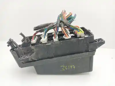 Second-hand car spare part fuse box unit for kia sorento 2.5 crdi concept oem iam references 911613e010  