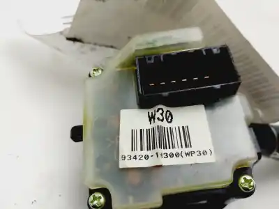 Pezzo di ricambio per auto di seconda mano comando pulito per kia ceed active 116 cv / 85 kw riferimenti oem iam 934201h300  