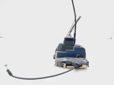 Pièce détachée automobile d'occasion SERRURE DE PORTE ARRIÈRE DROITE pour RENAULT MEGANE II BERLINA 5P  Références OEM IAM 8200212467  