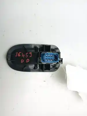Peça sobressalente para automóvel em segunda mão BOTÃO / INTERRUPTOR ELEVADOR VIDRO DIANTEIRO DIREITO por RENAULT MASTER KIPPER  Referências OEM IAM 8200476809  