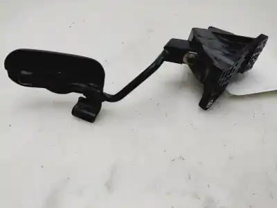 Second-hand car spare part accelerator pedal for lexus is200 (ds2/is2) 220d oem iam references 7811053030  