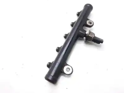 Pezzo di ricambio per auto di seconda mano rampa iniettori per ford focus berlina (cap) g6d riferimenti oem iam 9681649580  