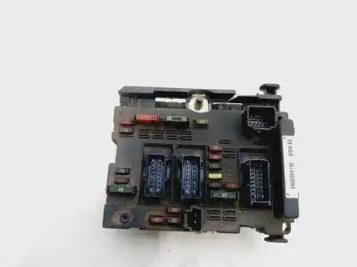 Pièce détachée automobile d'occasion BOITIER FUSIBLE BSM pour PEUGEOT 307 (S1)  Références OEM IAM 9650664180  