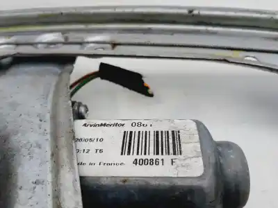 Peça sobressalente para automóvel em segunda mão elevador de vidros dianteiro direito por renault clio iii authentique referências oem iam 8200291147