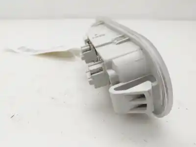 Second-hand car spare part interior light for renault clio iii authentique oem iam references 8200074362  
