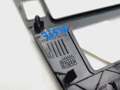 Автозапчастина б/у центральна консоль для skoda superb (3u4) classic посилання на oem iam 3u0858069g  