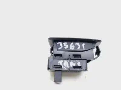 Peça sobressalente para automóvel em segunda mão BOTÃO / INTERRUPTOR ELEVADOR VIDRO TRASEIRO ESQUERDO por BMW SERIE 1 BERLINA (E81/E87)  Referências OEM IAM 6945874  