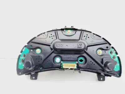 Pièce détachée automobile d'occasion COMPTEUR DE VITESSE TABLEAU DE BORD pour OPEL CORSA C  Références OEM IAM 13173350WD  