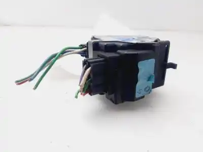 Second-hand car spare part headlights switch for renault 19 hatchback (b/c53) 19 driver 79 cv / 58 kw oem iam references 7700803537  