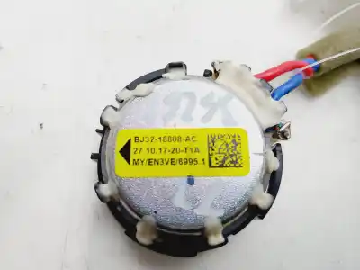 Second-hand car spare part speaker for jaguar e-pace r-dynamic awd 180 cv / 132 kw oem iam references bj3218808ac  