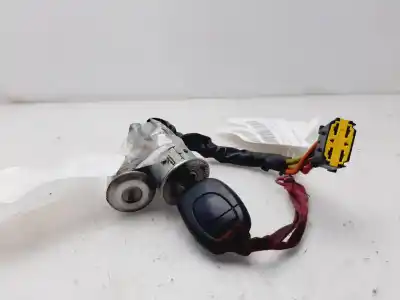 Second-hand car spare part ignition switch for renault clio ii fase ii (b/cb0) generique oem iam references 7701470736  